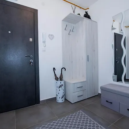 Athena Apartman Lukavica Exterior photo
